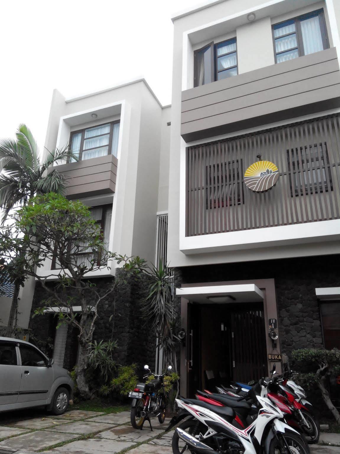 OYO 3939 Omahkoe Guest House Syariah Malang Bagian luar foto